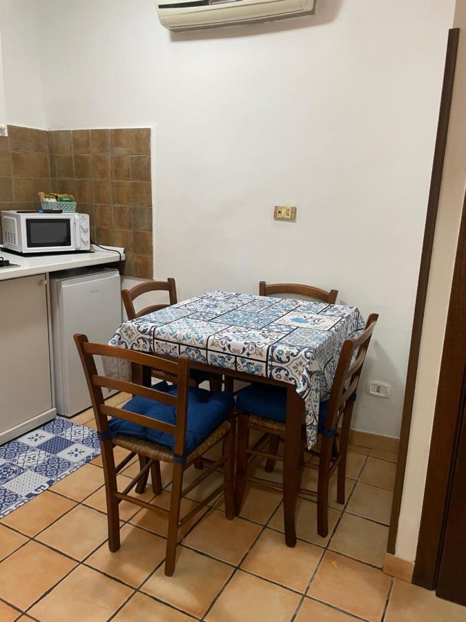 Le Suite Di Ginevra Naples Extérieur photo